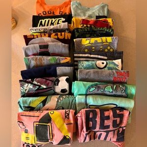 Lot of 14! EUC 4T toddler boys tshirts
